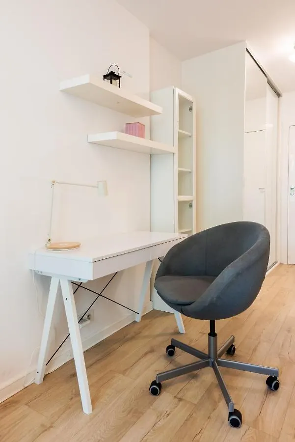 Sluzew Manhattan Place Apartment Warsaw