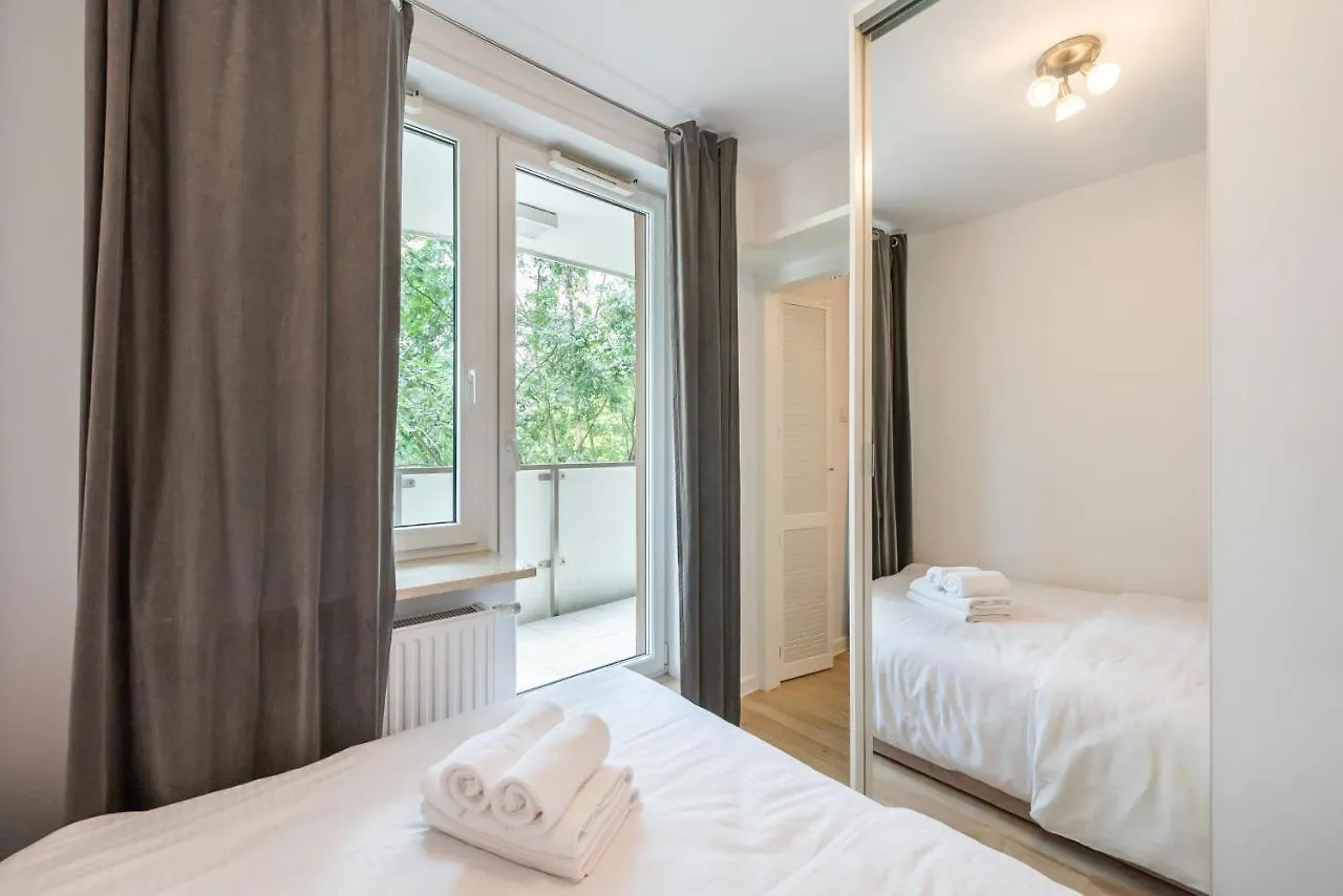 Sluzew Manhattan Place Apartment Warsaw